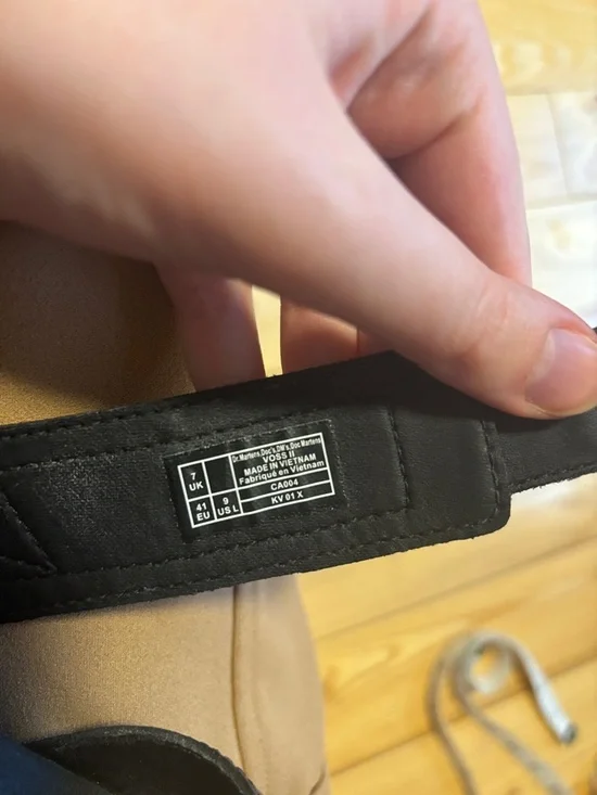 Voss II Dr. Martens Cross Strap Sandals Women’s Docs Black Leather - Picture 2 of 9